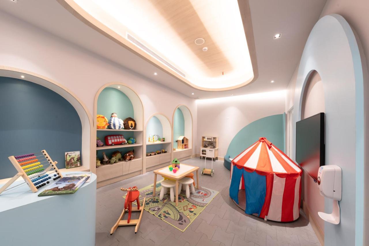 Centre Point Hotel Terminal21 Korat Nakhonratchasima Екстериор снимка The Children's Hospital at Prince of Wales Hospital